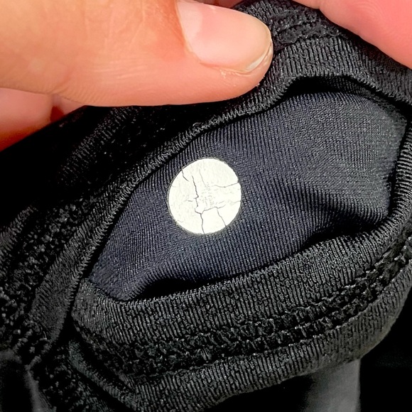 Lululemon Black Leggings - Women’s Size 4 - Picture 4 of 5